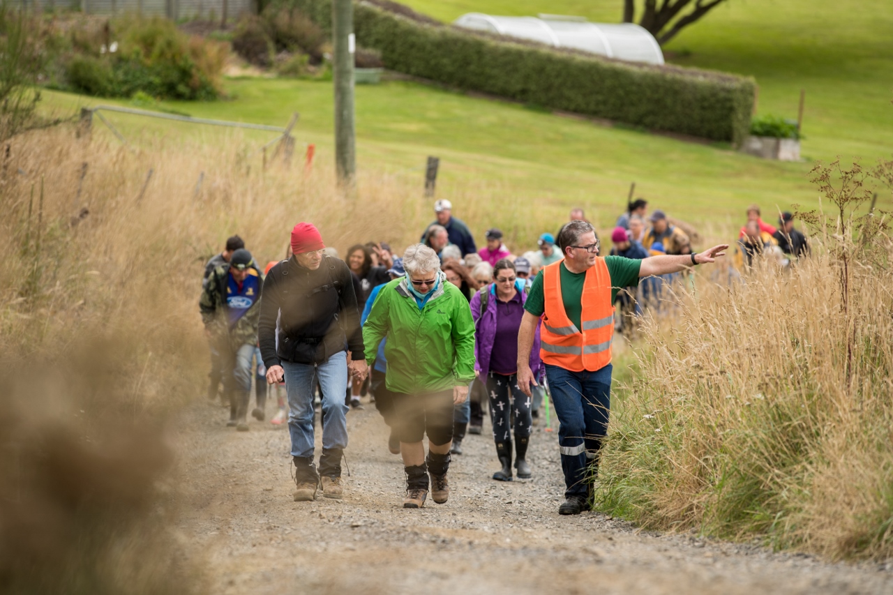 Dunedin_Volunteers_Walking_The_Tunnels_Route_From_Caversham_To_Kaikorai_Valley_New_Zealand